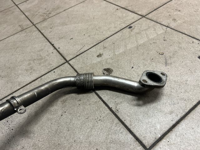 bontott VW PASSAT B6 EGR Hűtő Cső