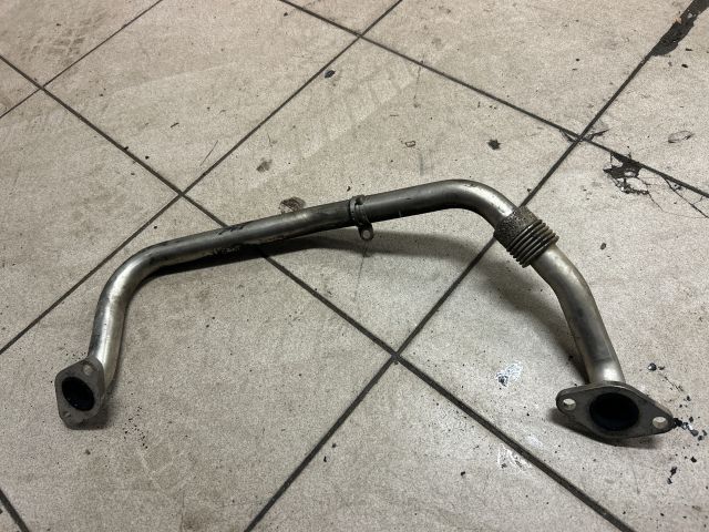 bontott VW PASSAT B6 EGR Hűtő Cső