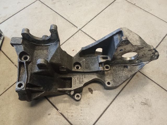 bontott VW PASSAT B6 Generátor Tartó Bak