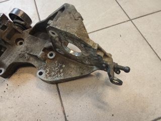 bontott VW PASSAT B6 Generátor Tartó Bak