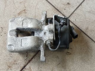 bontott VW PASSAT B6 Jobb hátsó Féknyereg Munkahengerrel