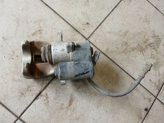 bontott VW PASSAT B6 Jobb hátsó Féknyereg Munkahengerrel