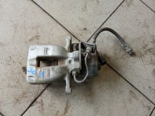 bontott VW PASSAT B6 Jobb hátsó Féknyereg Munkahengerrel