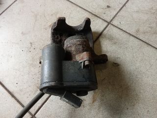 bontott VW PASSAT B6 Jobb hátsó Féknyereg Munkahengerrel