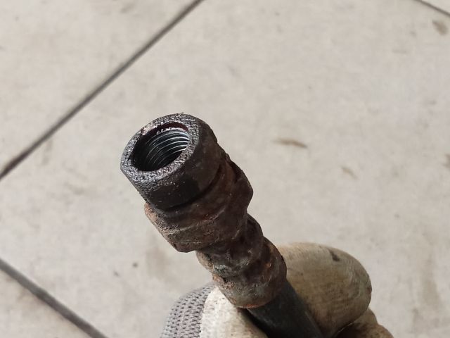 bontott VW PASSAT B6 Jobb hátsó Féknyereg Munkahengerrel