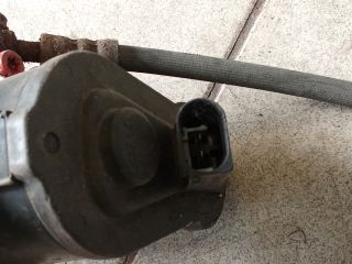 bontott VW PASSAT B6 Jobb hátsó Féknyereg Munkahengerrel