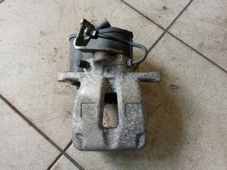 bontott VW PASSAT B6 Jobb hátsó Féknyereg Munkahengerrel