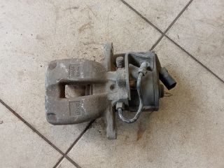 bontott VW PASSAT B6 Jobb hátsó Féknyereg Munkahengerrel