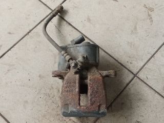 bontott VW PASSAT B6 Jobb hátsó Féknyereg Munkahengerrel