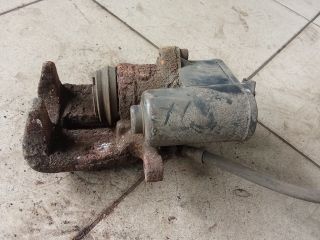 bontott VW PASSAT B6 Jobb hátsó Féknyereg Munkahengerrel