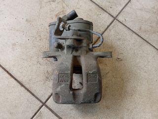 bontott VW PASSAT B6 Jobb hátsó Féknyereg Munkahengerrel