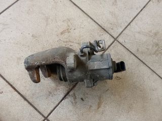 bontott VW PASSAT B6 Jobb hátsó Féknyereg Munkahengerrel