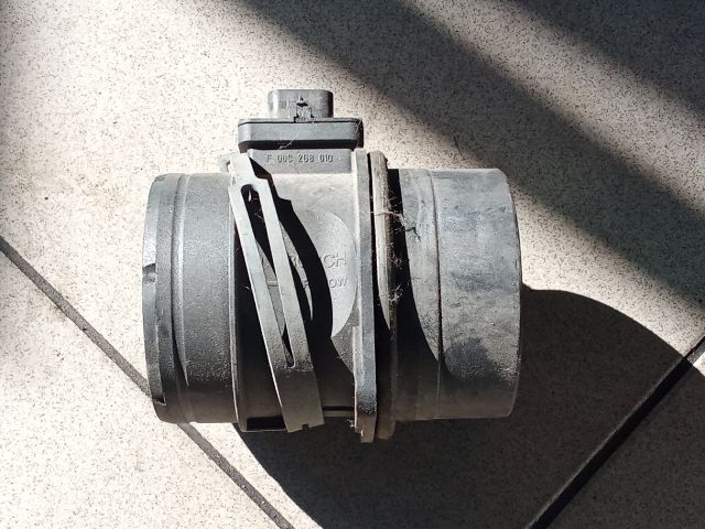 bontott VW PASSAT B6 Légtömegmérő