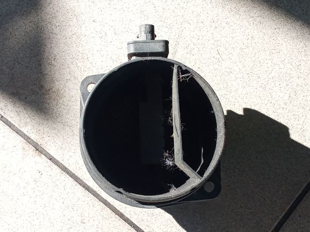 bontott VW PASSAT B6 Légtömegmérő