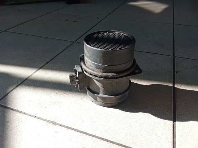 bontott VW PASSAT B6 Légtömegmérő