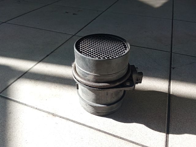 bontott VW PASSAT B6 Légtömegmérő