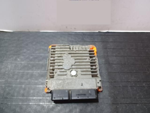 bontott VW PASSAT B6 Motorvezérlő