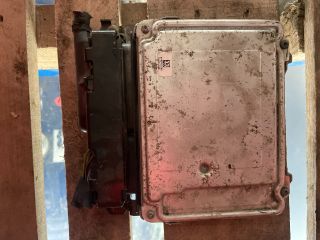 bontott VW PASSAT B6 Motorvezérlő