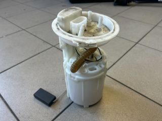 bontott VW PASSAT B6 Üzemanyag Szivattyú