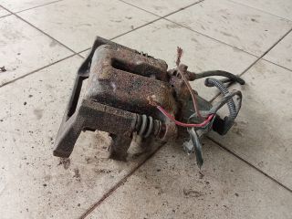 bontott VW PASSAT B6 Bal hátsó Féknyereg Munkahengerrel