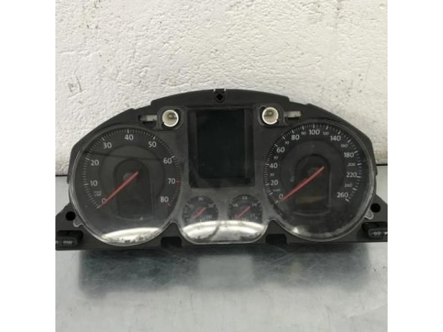 bontott VW PASSAT B6 Kilométeróra