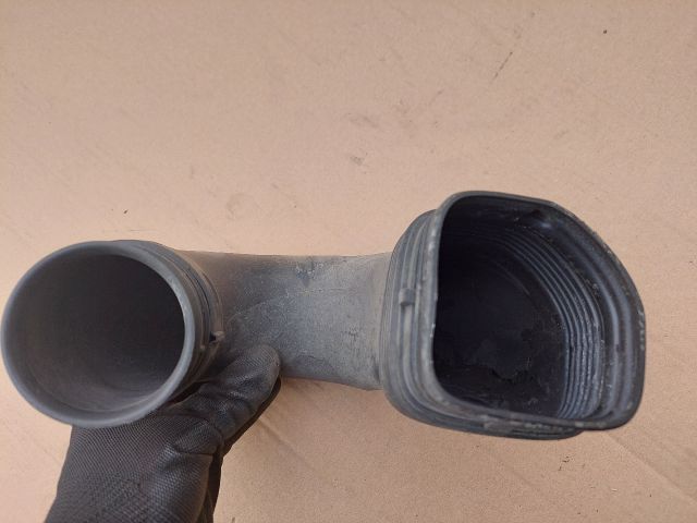 bontott VW PASSAT B6 Légbeömlő Cső