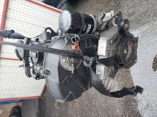 bontott VW PASSAT B6 Motor (Fűzött blokk hengerfejjel)
