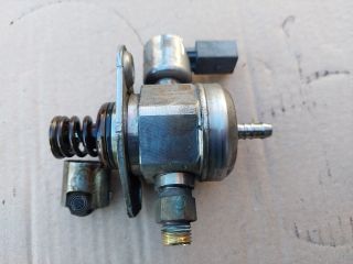 bontott VW PASSAT B6 Nagynyomású Szivattyú