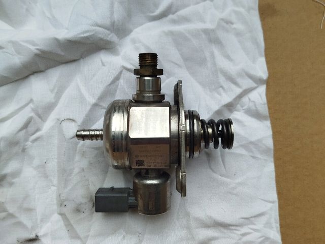 bontott VW PASSAT B6 Nagynyomású Szivattyú