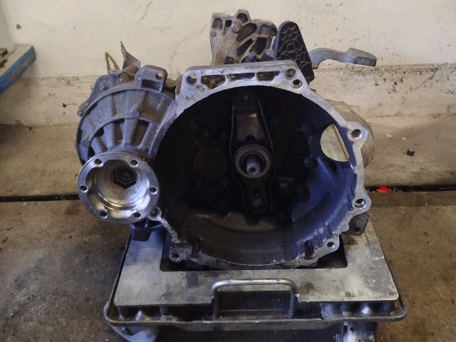 bontott VW PASSAT B6 Váltó (Mechanikus)