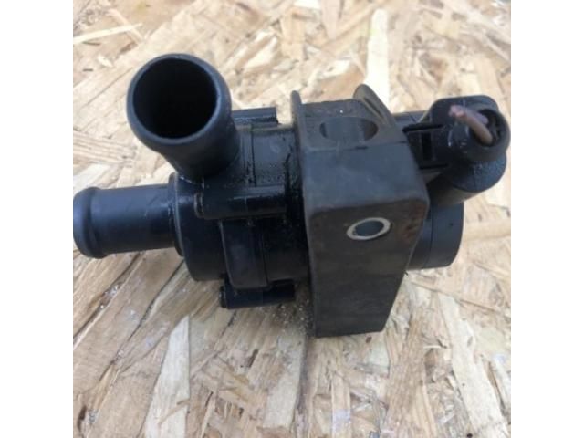 bontott VW PASSAT B6 Vízpumpa