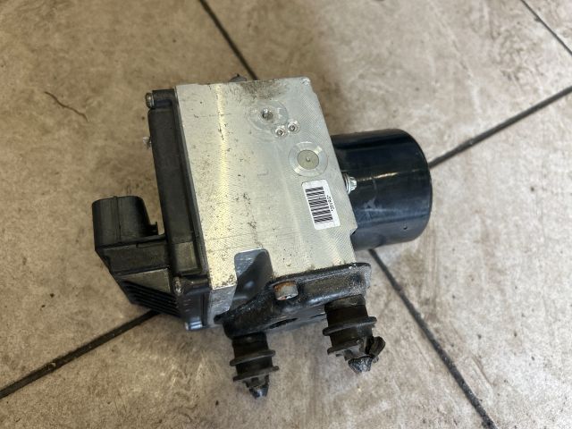 bontott VW PASSAT B6 ABS Kocka