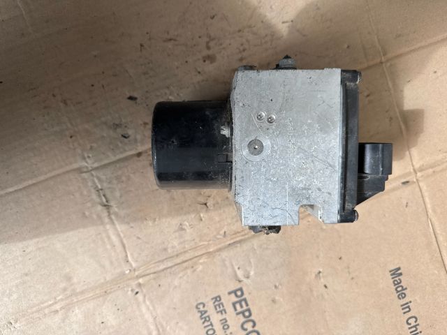 bontott VW PASSAT B6 ABS Kocka