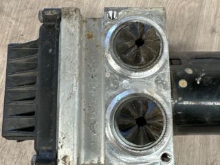 bontott VW PASSAT B6 ABS Kocka