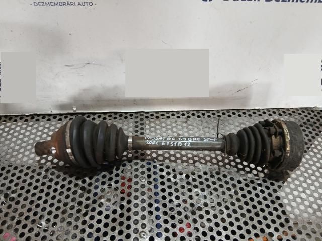 bontott VW PASSAT B6 Bal Féltengely