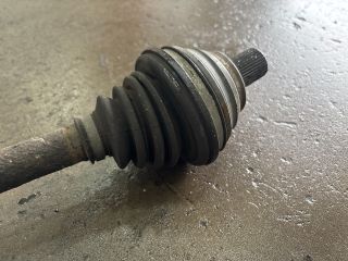 bontott VW PASSAT B6 Bal Féltengely