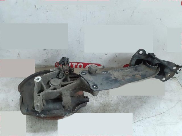 bontott VW PASSAT B6 Bal hátsó Csonkállvány