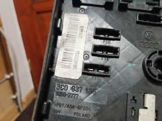 bontott VW PASSAT B6 Biztosítéktábla Motortér