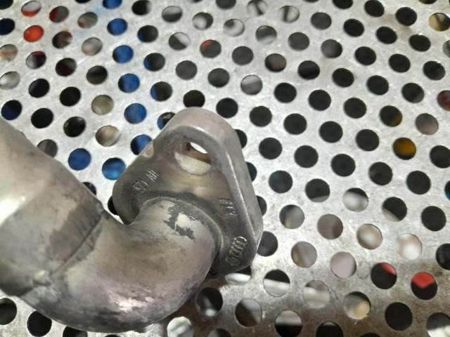 bontott VW PASSAT B6 EGR Hűtő Cső