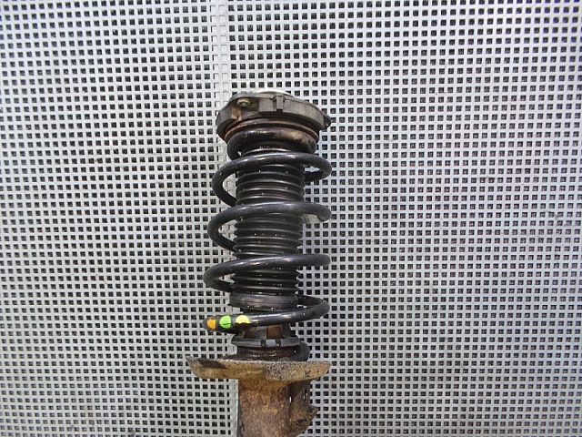 bontott VW PASSAT B6 Első Rugó