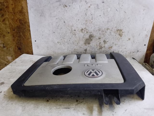 bontott VW PASSAT B6 Felső Motorburkolat