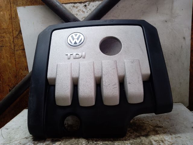 bontott VW PASSAT B6 Felső Motorburkolat