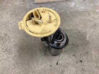 bontott VW PASSAT B6 Gázolajszűrő Ház