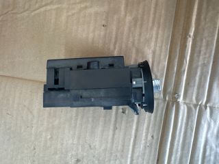 bontott VW PASSAT B6 Gyújtáskapcsoló Házzal