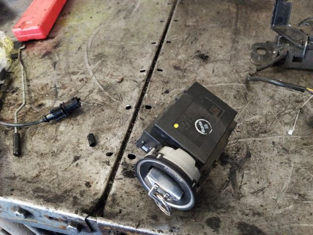 bontott VW PASSAT B6 Gyújtáskapcsoló Házzal