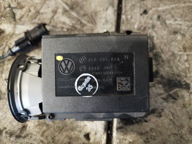 bontott VW PASSAT B6 Gyújtáskapcsoló Házzal