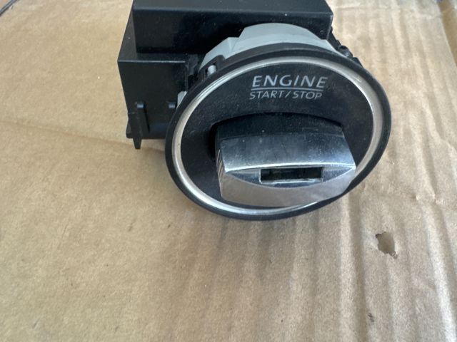 bontott VW PASSAT B6 Gyújtáskapcsoló Házzal