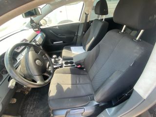 bontott VW PASSAT B6 Gyújtáskapcsoló Házzal