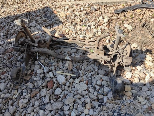 bontott VW PASSAT B6 Hátsó Híd (Tárcsafékes)