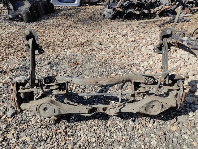 bontott VW PASSAT B6 Hátsó Híd (Tárcsafékes)